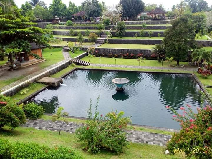 Taman Narmada water garden